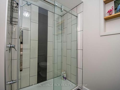 7 Normwood Cres, Kawartha Lakes, ON - Indoor Photo Showing Bathroom
