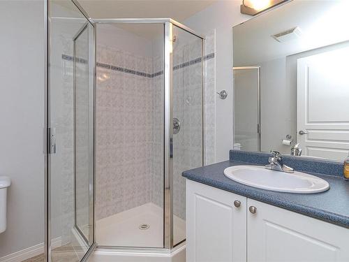 104-121 Aldersmith Pl, View Royal, BC - Indoor Photo Showing Bathroom