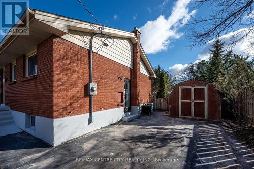 118 Jacqueline St, London, ON - Outdoor With Exterior