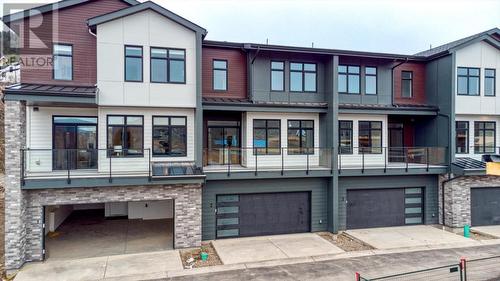 7599 Klinger Road Unit# 2, Vernon, BC - Outdoor With Balcony With Facade