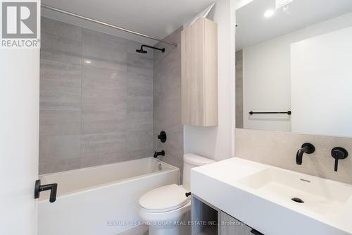 1723 - 108 Peter Street, Toronto, ON - Indoor Photo Showing Bathroom