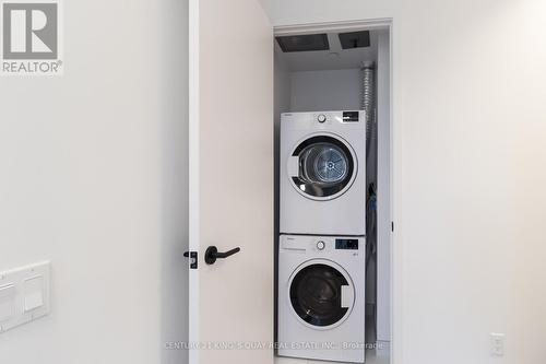 #1723 -108 Peter St, Toronto, ON - Indoor Photo Showing Laundry Room