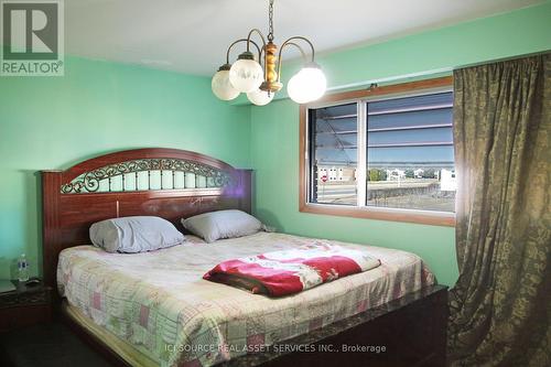 759 Grey Crescent, Thunder Bay, ON - Indoor Photo Showing Bedroom