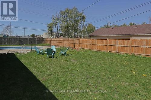 1227 Toukay Cres, London, ON - Outdoor With Backyard