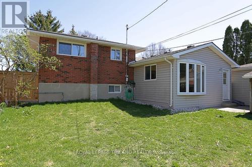 1227 Toukay Cres, London, ON - Outdoor With Exterior