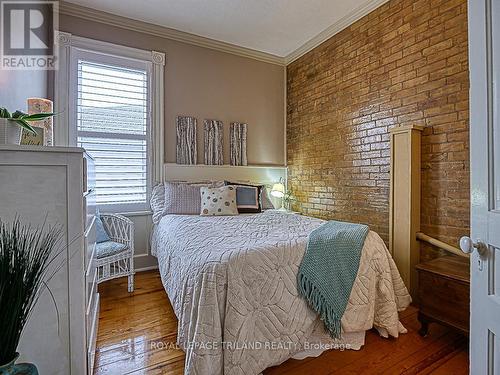 126 King Street E, Ingersoll, ON - Indoor Photo Showing Bedroom