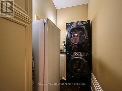 126 King Street E, Ingersoll, ON - Indoor Photo Showing Laundry Room