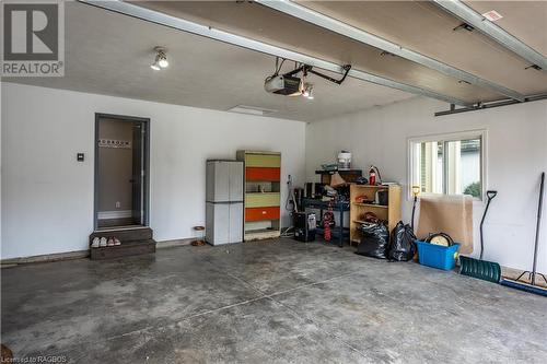 478 Creekwood Drive, Southampton, ON - Indoor Photo Showing Garage