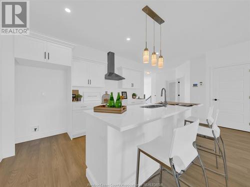 210 Mclellan Ave, Amherstburg, ON - Indoor Photo Showing Kitchen