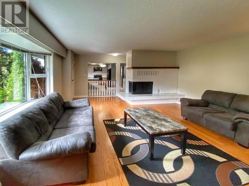 169 Crestview Drive, Prince Rupert, BC - Indoor Photo Showing Living Room