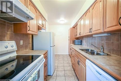 1966 Main Street W Unit# 907, Hamilton, ON - Indoor Photo Showing Kitchen With Double Sink