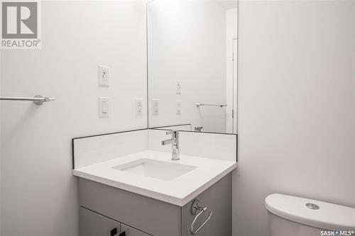 3073 Brighton Common, Saskatoon, SK - Indoor Photo Showing Bathroom