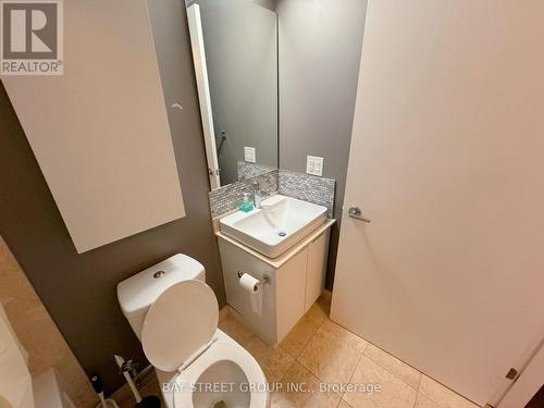 3110 - 14 York Street, Toronto, ON - Indoor Photo Showing Bathroom