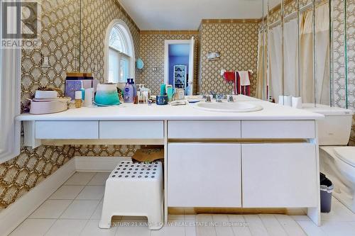 8 Wildrose Cres, Markham, ON - Indoor Photo Showing Bathroom
