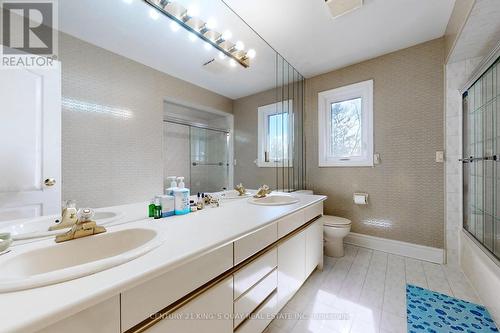 8 Wildrose Crescent, Markham, ON - Indoor Photo Showing Bathroom