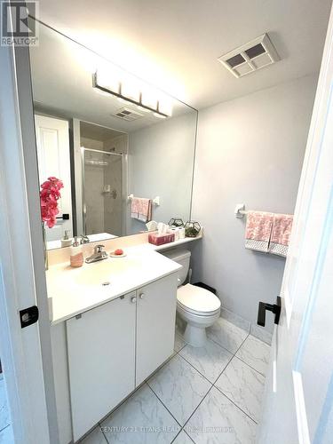 #2128 -68 Corporate Dr, Toronto, ON - Indoor Photo Showing Bathroom