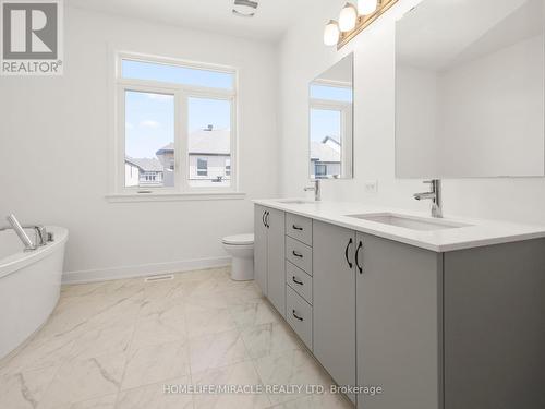 445 Turmeric Crt, Ottawa, ON - Indoor Photo Showing Bathroom