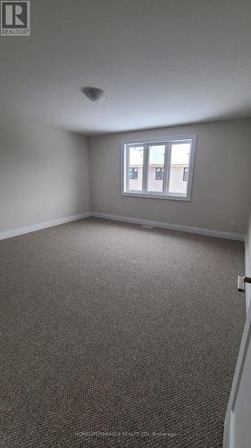 64 Skinner Road, Hamilton, ON - Indoor Photo Showing Other Room