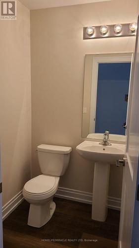 64 Skinner Road, Hamilton, ON - Indoor Photo Showing Bathroom