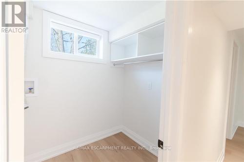 60 West 27Th Street, Hamilton, ON - Indoor Photo Showing Other Room