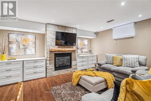 204 Dorchester Dr, Grimsby, ON - Indoor With Fireplace