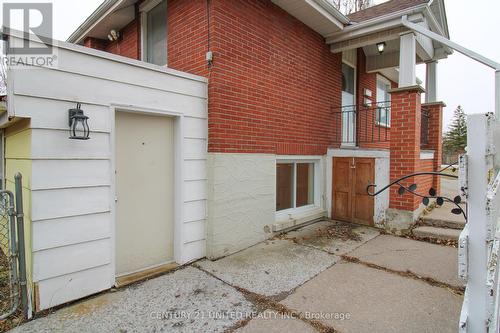 186 Westcott St, Peterborough, ON - Outdoor With Exterior
