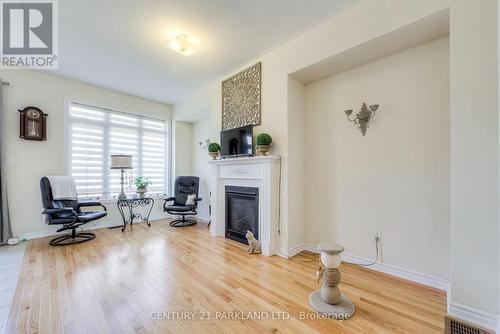 178 Farooq Boulevard, Vaughan, ON - Indoor Photo Showing Living Room With Fireplace