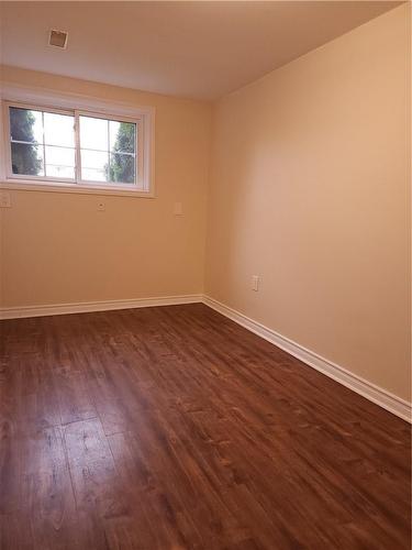 20 St Charles Drive, Thorold, ON - Indoor Photo Showing Other Room