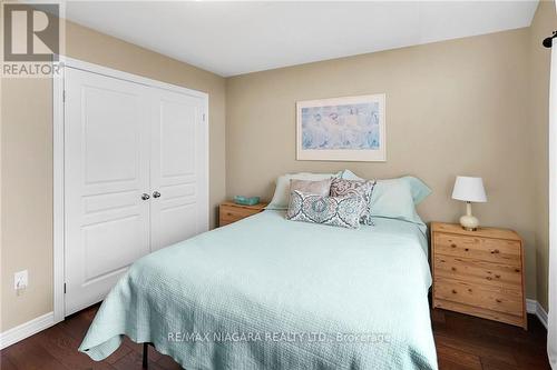 4512 Cinnamon Grove, Niagara Falls, ON - Indoor Photo Showing Bedroom
