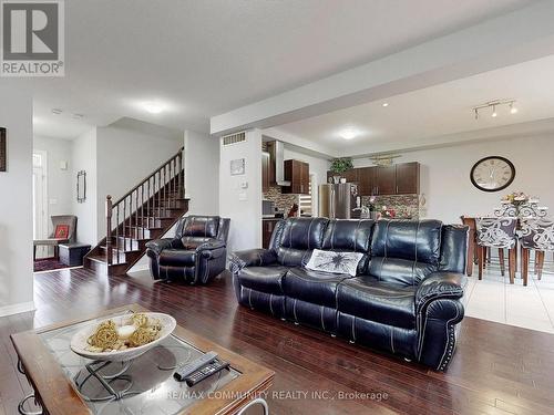 2 Castlebay Street, Kitchener, ON - Indoor Photo Showing Living Room