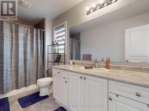 2 Castlebay Street, Kitchener, ON - Indoor Photo Showing Bathroom