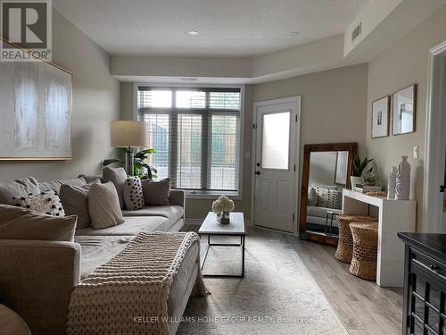#109 -333 Gosling Gardens, Guelph, ON - Indoor Photo Showing Living Room