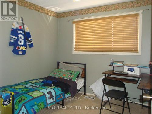 15 - 286 Cushman Road, St. Catharines, ON - Indoor Photo Showing Bedroom
