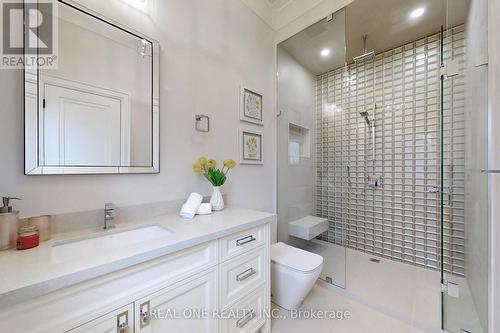 251 Calvert Rd, Markham, ON - Indoor Photo Showing Bathroom