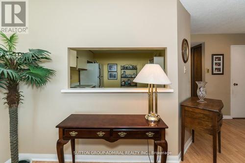 #702 -7601 Bathurst St, Vaughan, ON -  Photo Showing Other Room