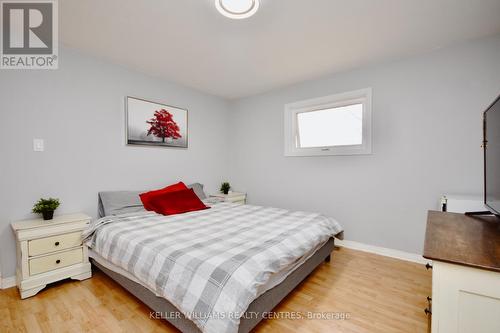 222 Christopher Street Street, Clearview, ON - Indoor Photo Showing Bedroom