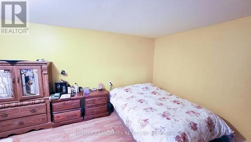 130 Kingswood Dr, Brampton, ON - Indoor Photo Showing Bedroom