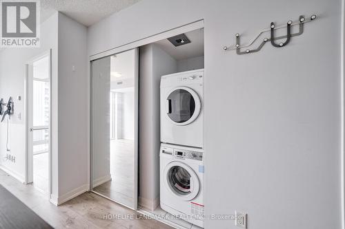 3309 - 88 Harbour Street, Toronto, ON - Indoor Photo Showing Laundry Room