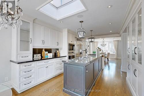 136 Kilbarry Rd, Toronto, ON - Indoor Photo Showing Kitchen With Upgraded Kitchen