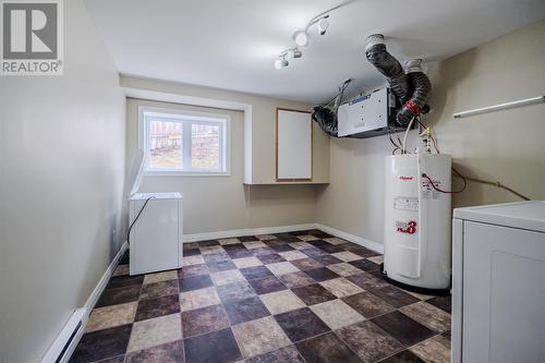 8 Hopedale Crescent, St. John'S, NL - Indoor Photo Showing Laundry Room