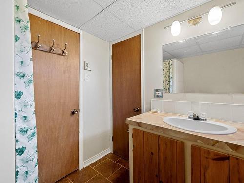 Bathroom - 409 Rue Pigeon, Beloeil, QC - Indoor Photo Showing Bathroom