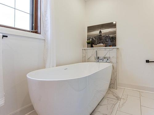 Salle de bains - 377 Place Banting, Saint-Bruno-De-Montarville, QC - Indoor Photo Showing Bathroom