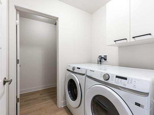 Salle Ã  manger - 203-244 Rue Principale, Saint-Zotique, QC - Indoor Photo Showing Laundry Room