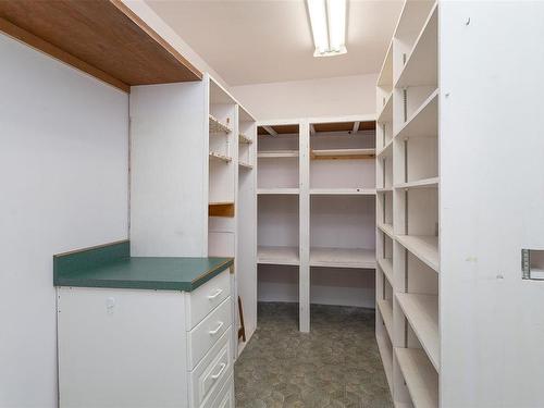 4396 Sears Rd, Cowichan Bay, BC - Indoor With Storage