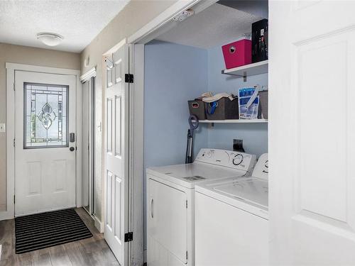 2-715 Malone Rd, Ladysmith, BC - Indoor Photo Showing Laundry Room