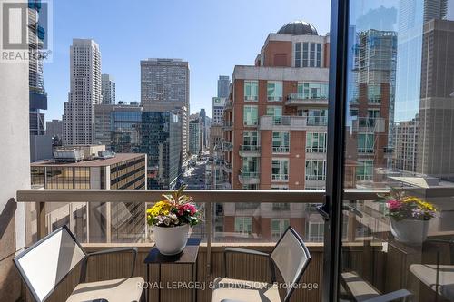 #1601 -68 Yorkville Ave, Toronto, ON - Outdoor With Balcony