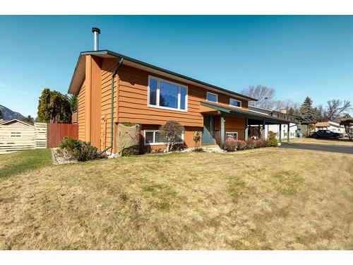825 308Th Avenue, Kimberley, BC - Outdoor With Deck Patio Veranda