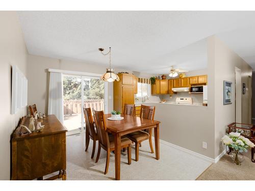 825 308Th Avenue, Kimberley, BC - Indoor Photo Showing Dining Room