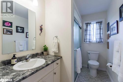 183 Elmwood Boulevard, Bath, ON - Indoor Photo Showing Bathroom