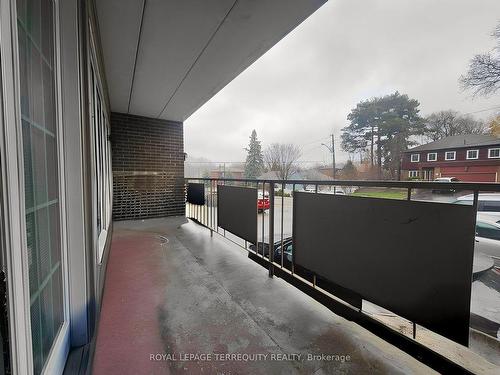 4-207 Trent St E, Whitby, ON - Outdoor With Balcony With Exterior